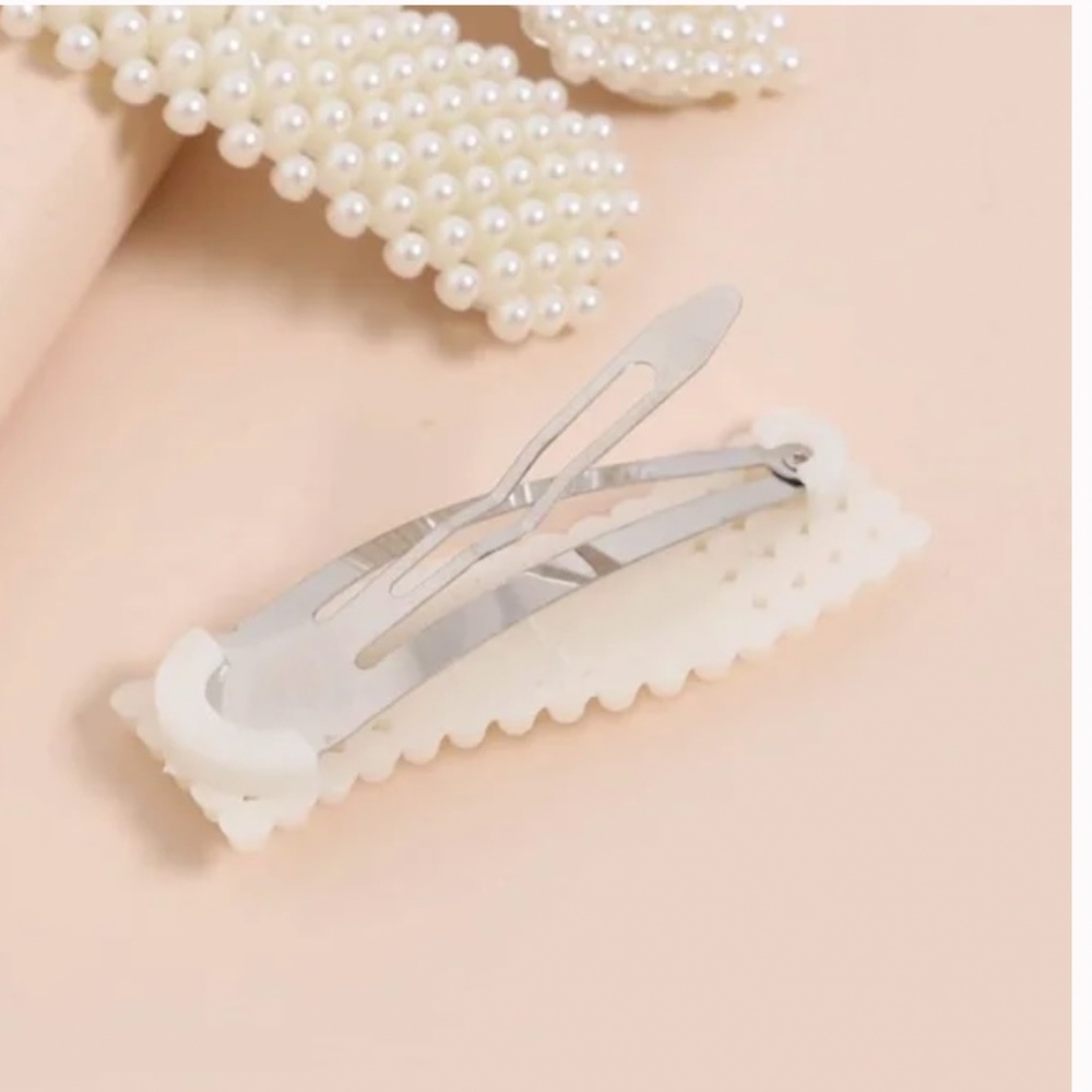 ❤️ FREE Pearl Hair Shaped Boho Modern Hipster Hippie Art Peasant Farm Hair Clips - Picture 2 of 3